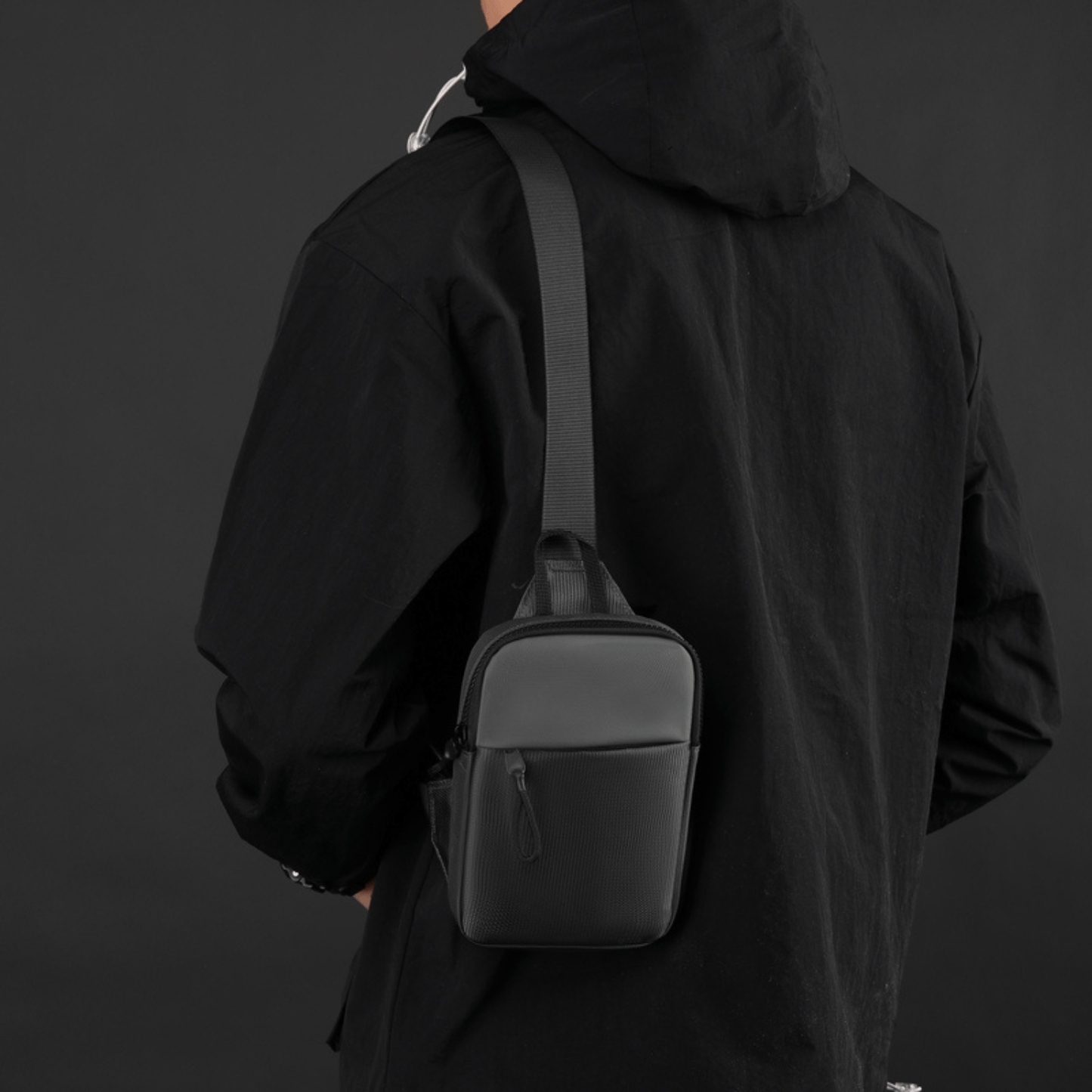 Essential Sling Bag