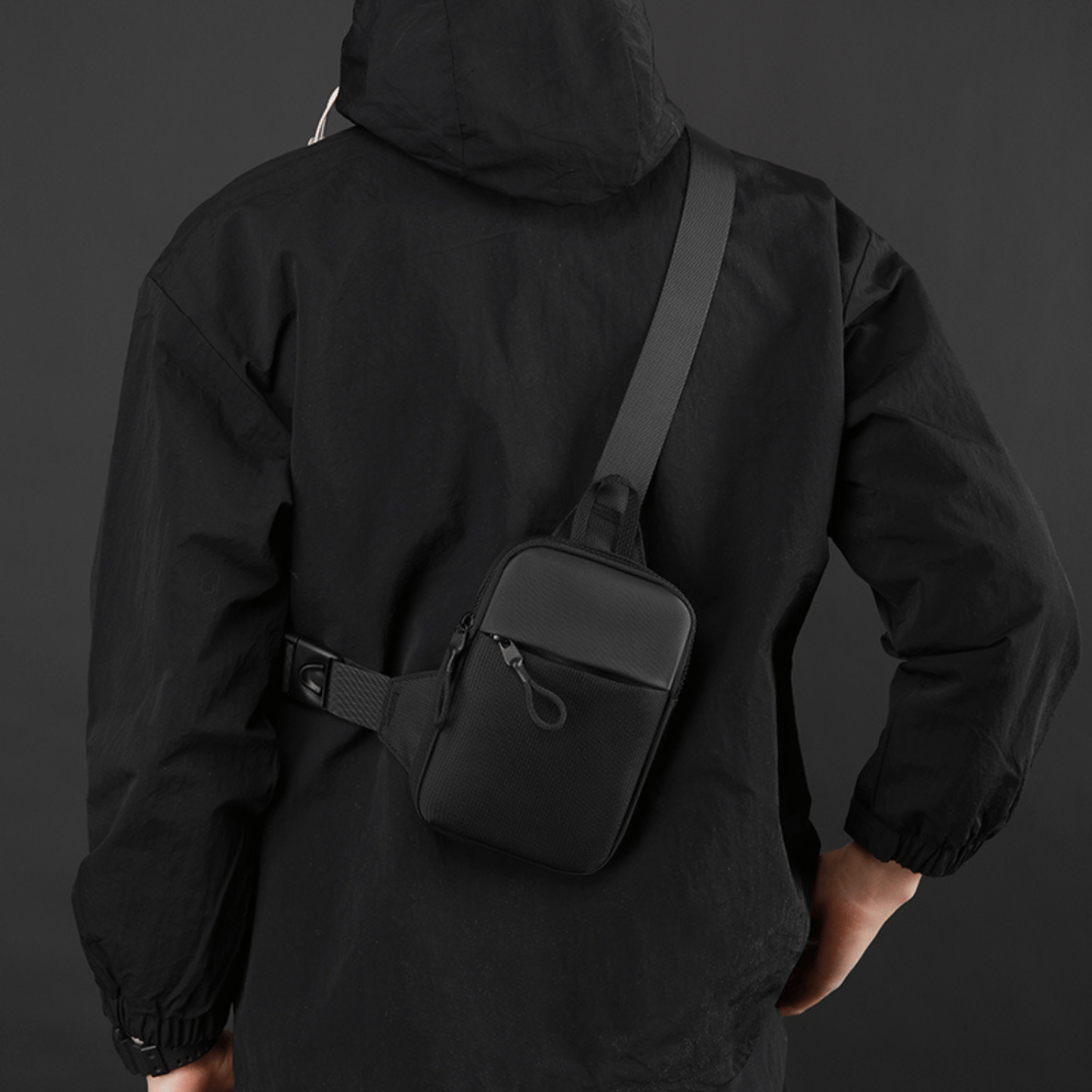Essential Sling Bag